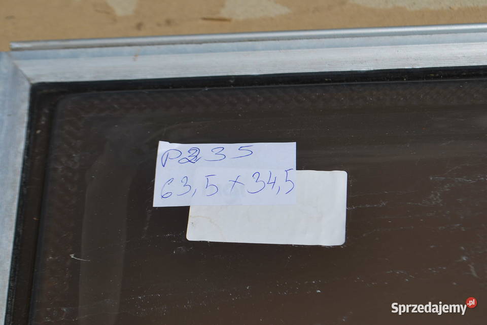 OKNOSZYBA DO KEMPINGUKAMPERA 635X345 Grzebowilk