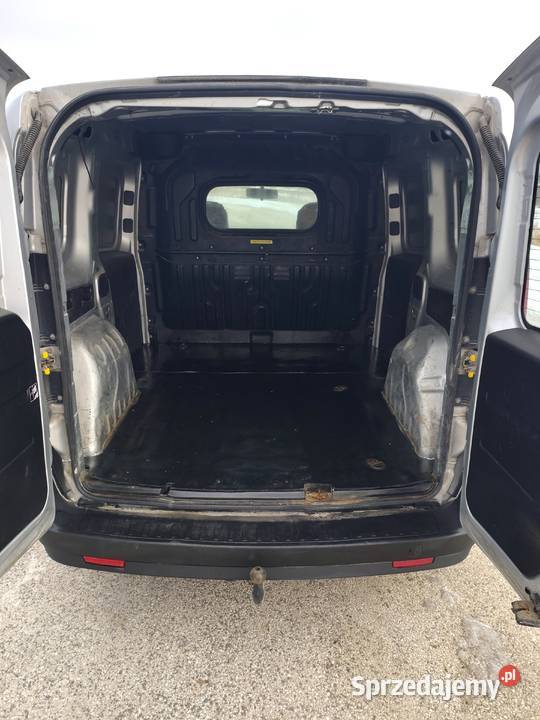 Fiat Doblo 2015R 14 BenzynaSalon PolskaPrzebieg