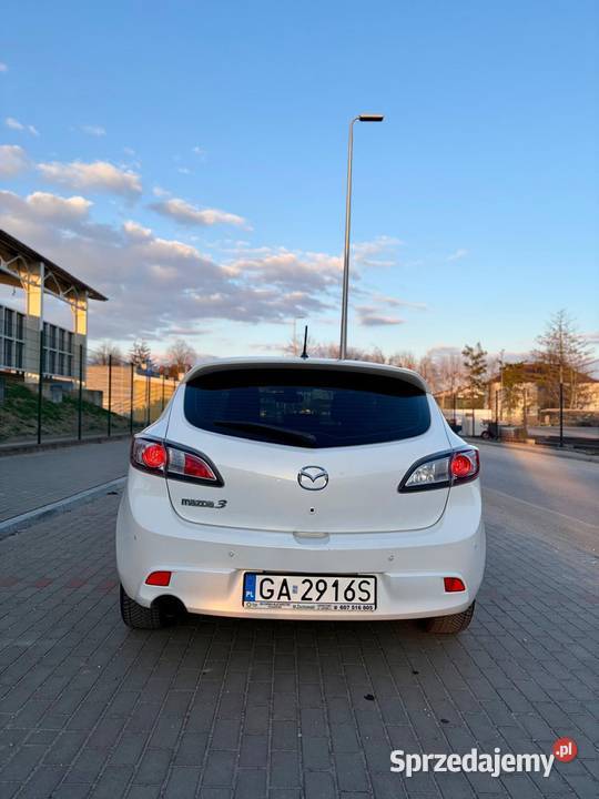 Mazda 3 BL 2009 biała 16 MZCD niski przebieg Rok produkcji 2009 Wysokie Mazowieckie