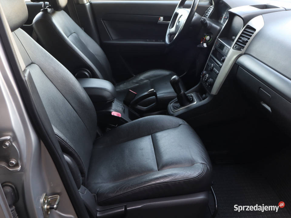 Chevrolet Captiva 24 i szary Bielany Wrocławskie