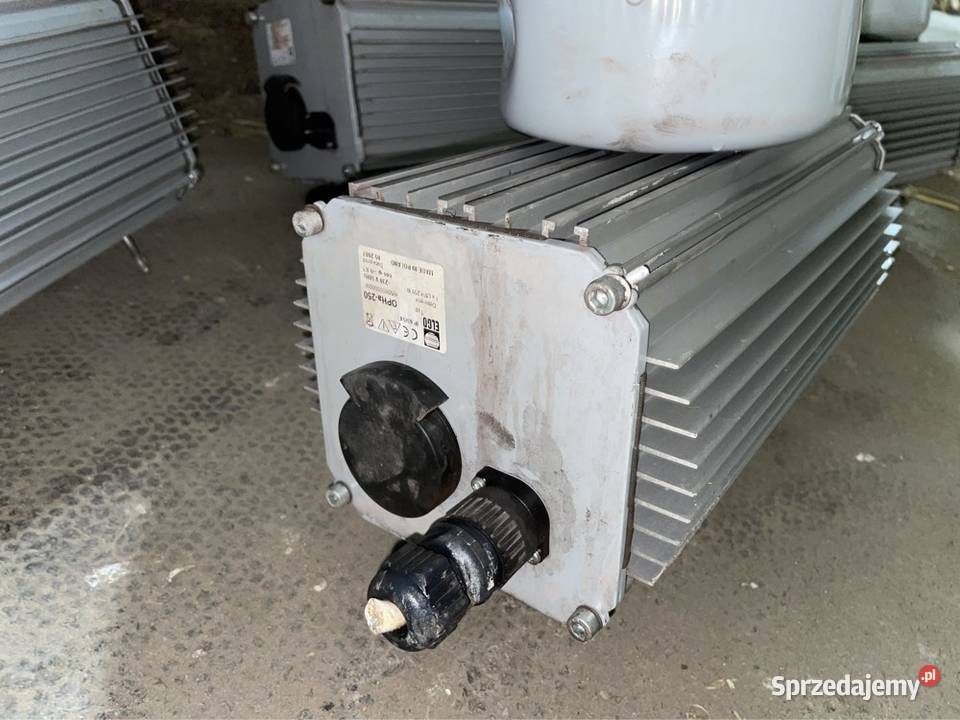 Lampy Elgo OPHa250 Garaż magazyn hala mazowieckie