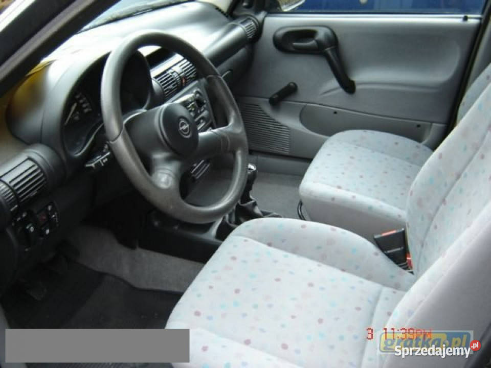 Opel Corsa KRAJOWAbezwypadkowa70kmSerwisowana B czerwony Opel
