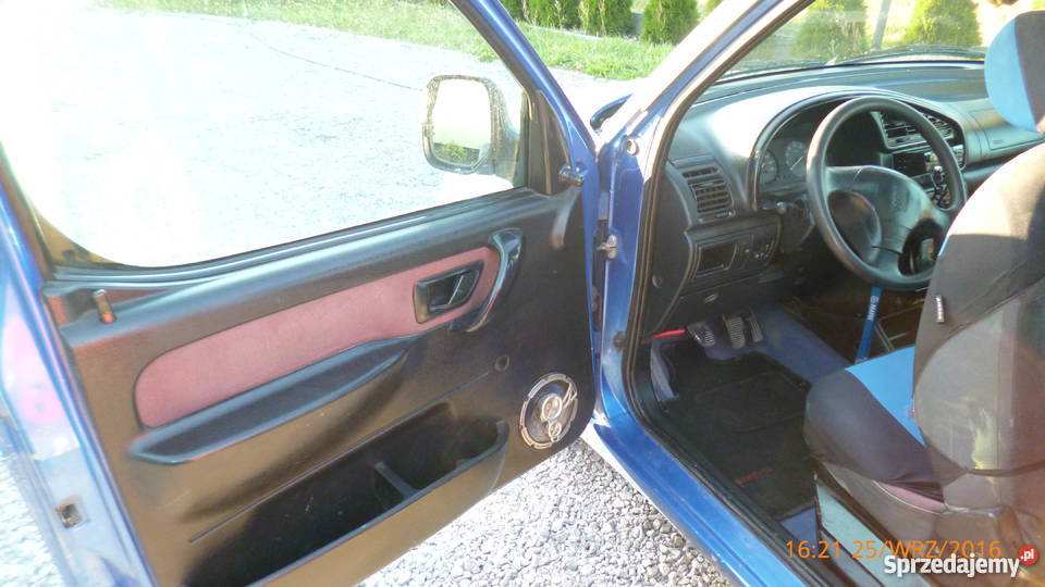 Citroen Berlingo 18 benzynaLPG Osobowy 1800cm3