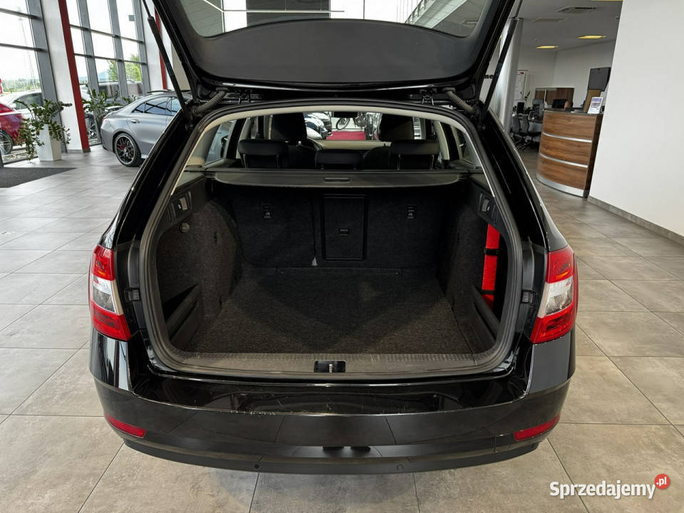 koda Octavia Combi Style 15TSI 150 DSG 2020 r relingi dachowe