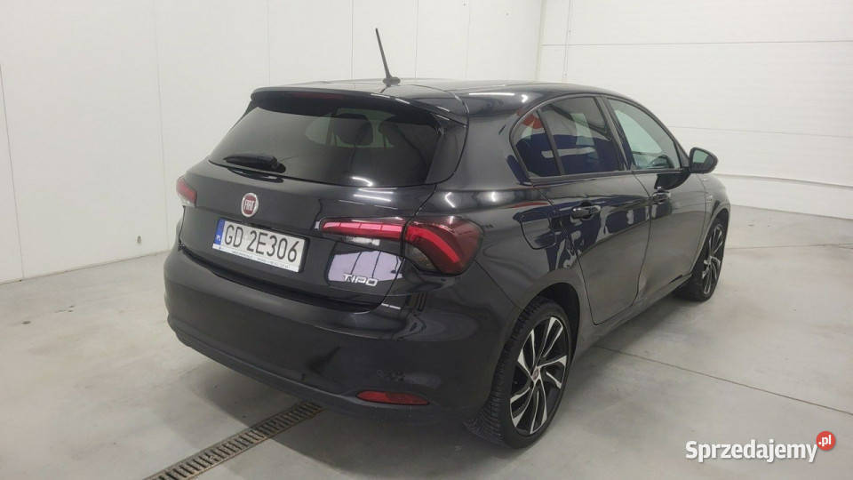 Fiat Tipo 10 T3 City Life II 2016 lakier metallic Grójec