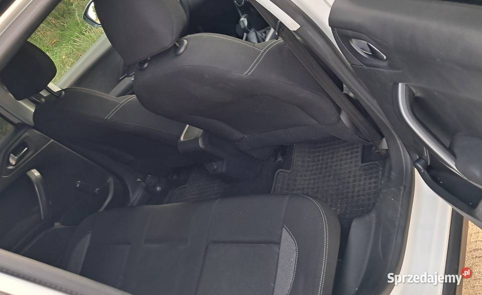 Peugeot 2008 15 HDI LED NAVI 2019 ABS wielkopolskie