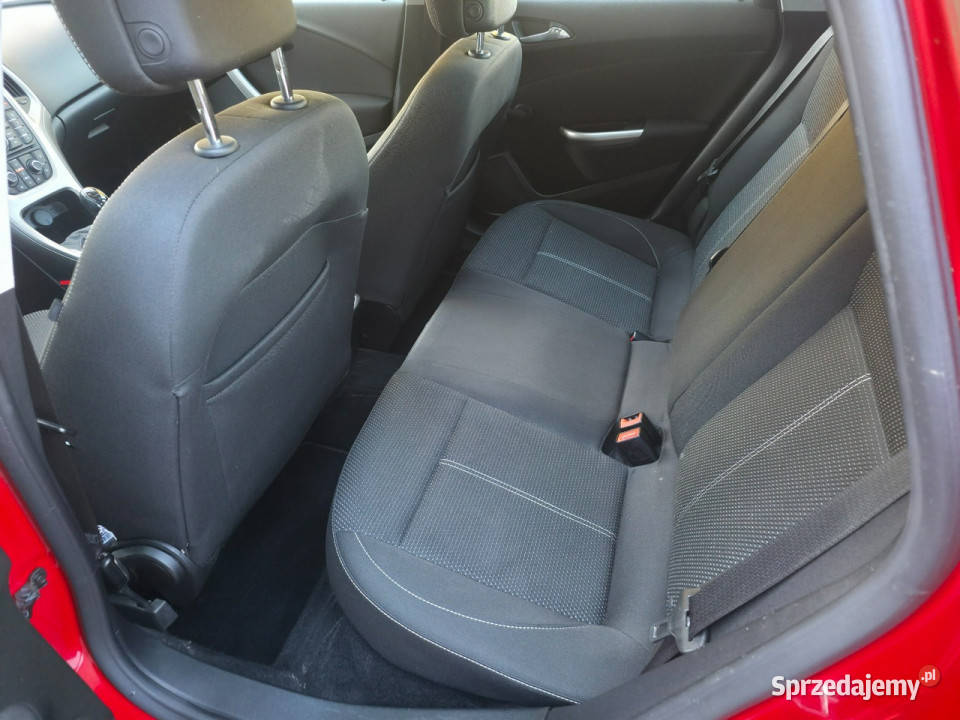 Opel Astra 14 Benzyna Serwisowany Bogate Rok produkcji 2010 Piekoszów