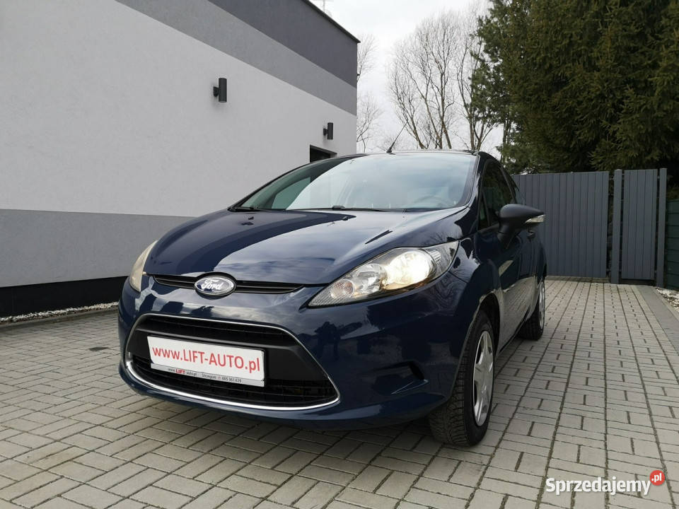 Ford Fiesta 125 Benzyna 60 El Lusterka Isofix lakier metallic Strzegom