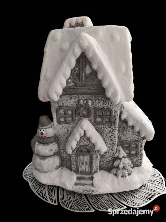 Domek zimowy dekoracja biały