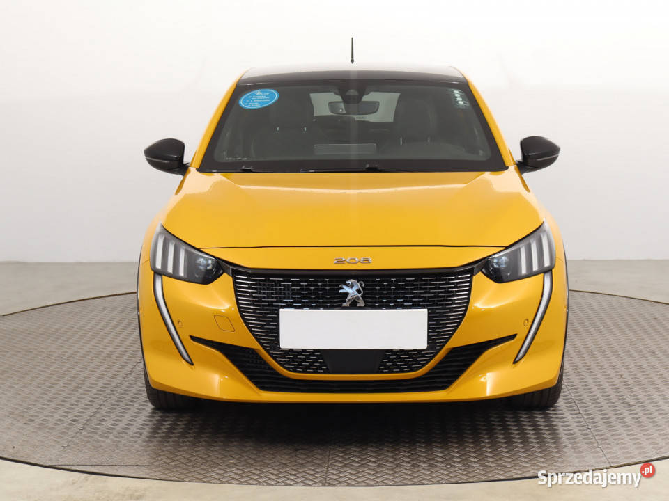 Peugeot 208 12 PureTech Rok produkcji 2021 Bielany Wrocławskie sprzedam