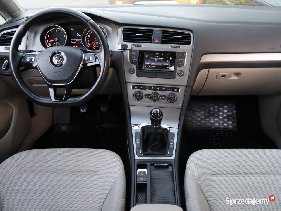 VW Golf 12 TSI bluetooth