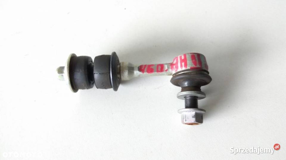 ŁĄCZNIK STABILIZATORA TYŁ TOYOTA AURIS II 2016 Motoryzacja