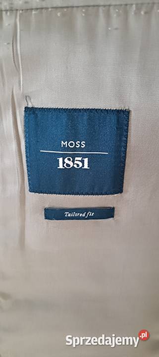 Elegancki płaszcz męski marki Moss 1851 Warszawa