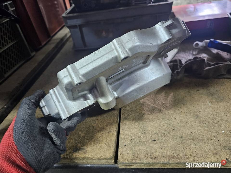 Yamaha YZF 125 pokrywa kapa dekiel sprzęgła Jelenia Góra