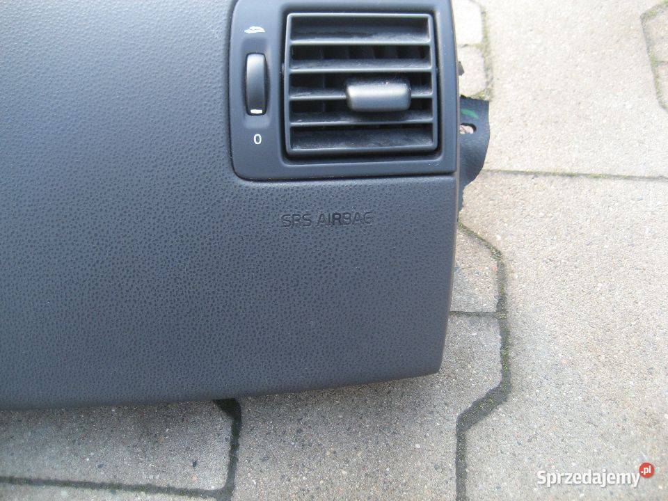 volvo s40 v50 0407r deska rozdzielcza konsola