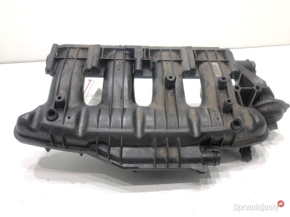 KOLEKTOR SSĄCY AUDI A4 B8 18 160 0715