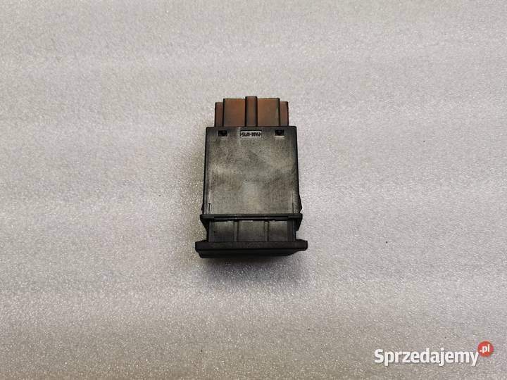 Przełącznik Włącznik Podgrzewania Szyby Skoda mazowieckie Wyszków