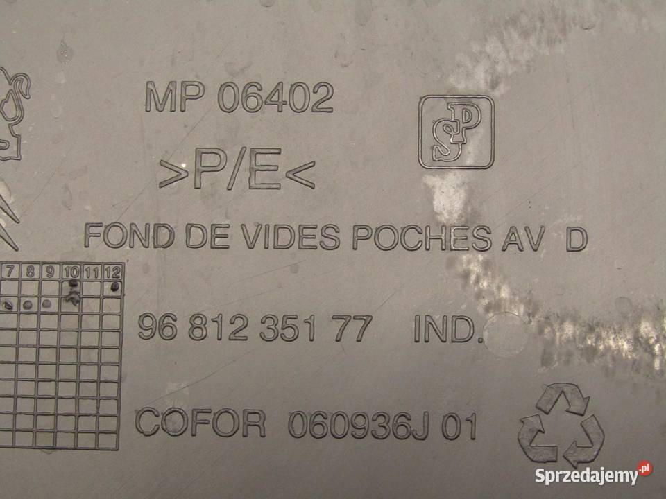 BOCZEK TAPICERKA DRZWI PRAWY PRZÓD PRZEDNIA sprzedam