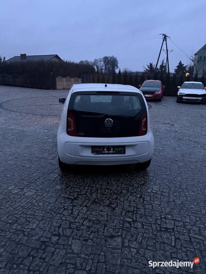 VOLKSWAGEN UP