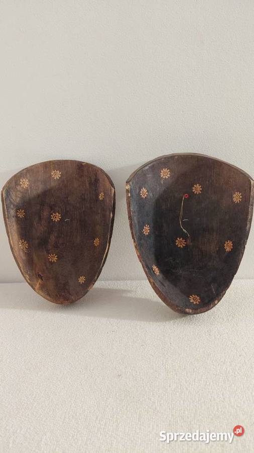 Drewniane maski z Bali Krzykawa