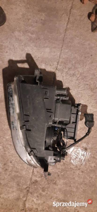 Alfa romeo lampa ksenon przód Siechnice