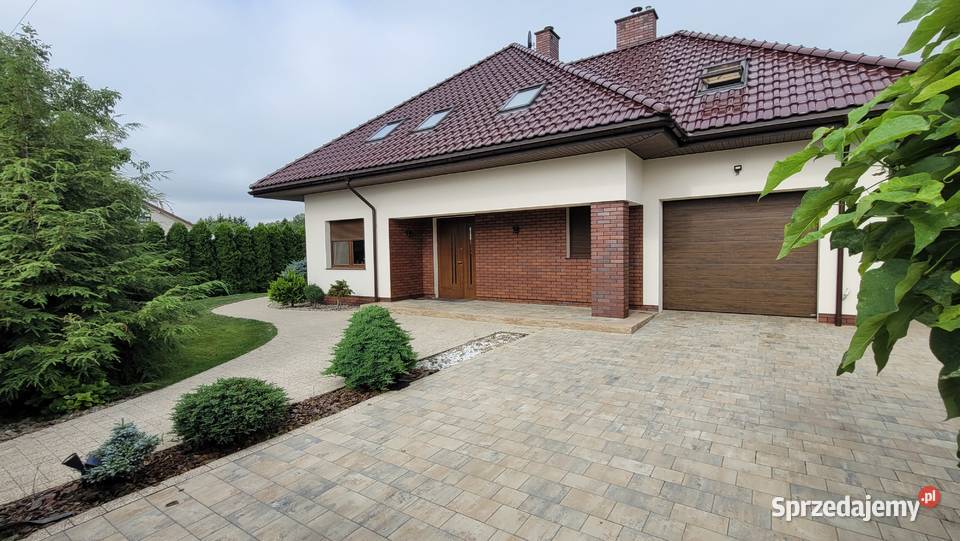 NOWOCZESNY GOTOWY DO ZAMIESZKANIA DOM NA Poniatów sprzedam