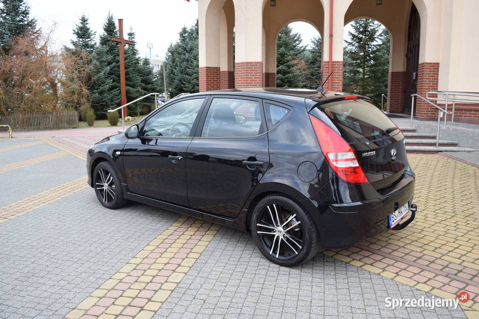 HYUNDAI i3014 Benzyna Bezwypadkowy Okazja Rok produkcji 2011 Olsztyn