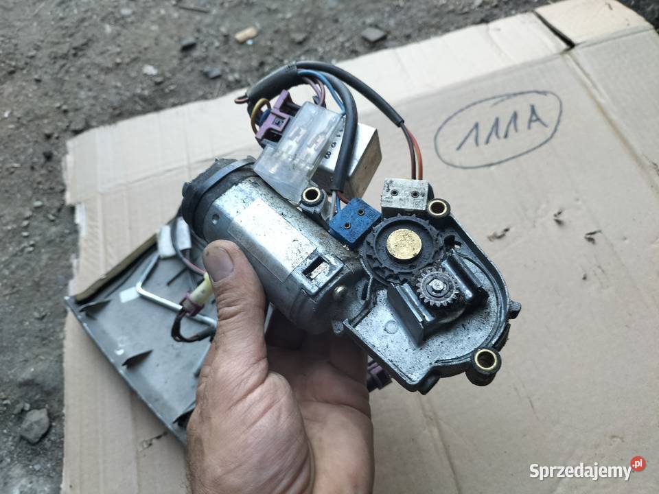 Audi 80 B4 B3 Silniczek 895877795B PRZEKAZNIK osobowe Pozostałe Kamień-Kolonia