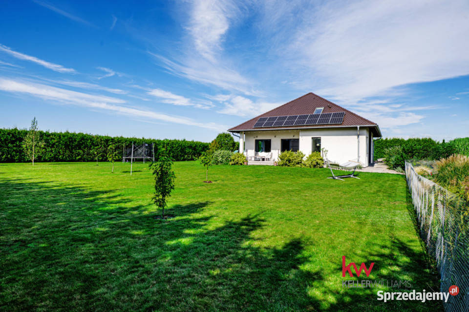 Dom wolnostojący 300m2 Mrowino