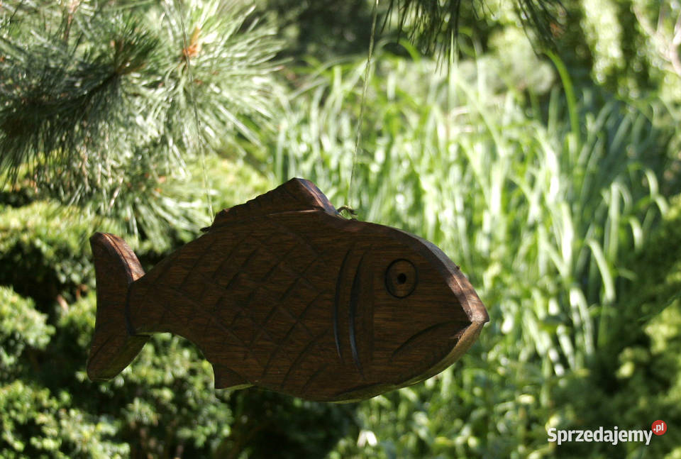 Drewniana dekoracyja zawieszana altanka drzewo