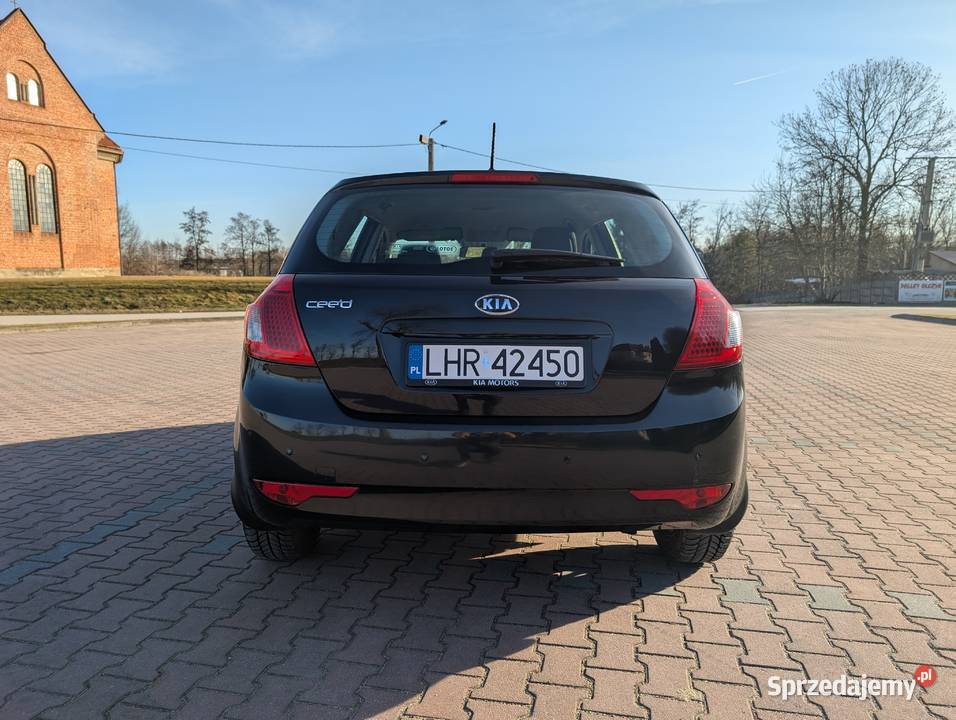 KIA Ceed 2010 14 90 Hatchback Benzyna