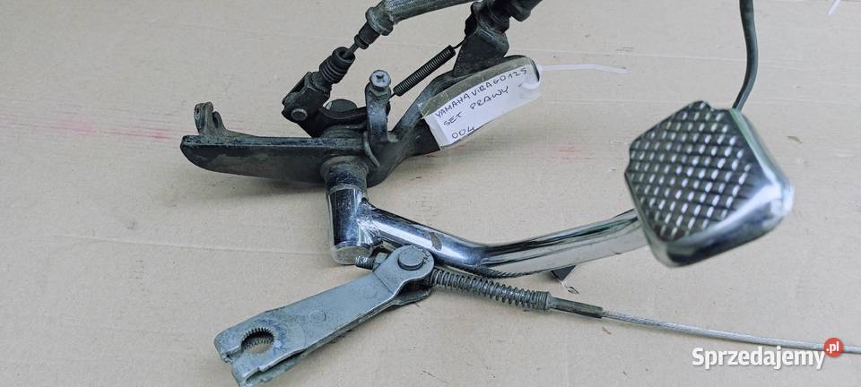 Yamaha Virago 125 set prawy kierowcy podnóżek Warszawa