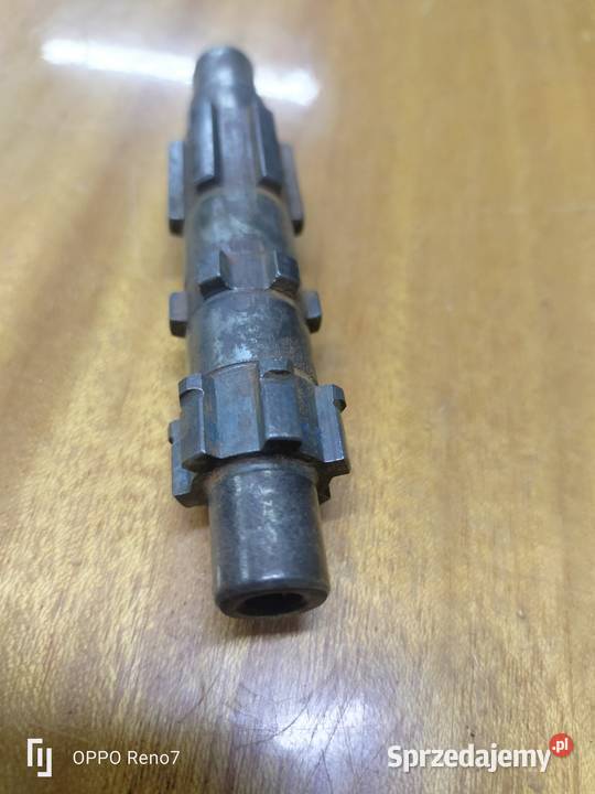 Wałek pośredni WSK WFM 125 Łubno