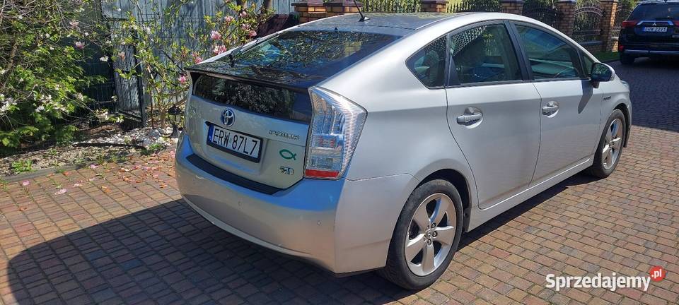 Toyota prius III krajowy sprzedam