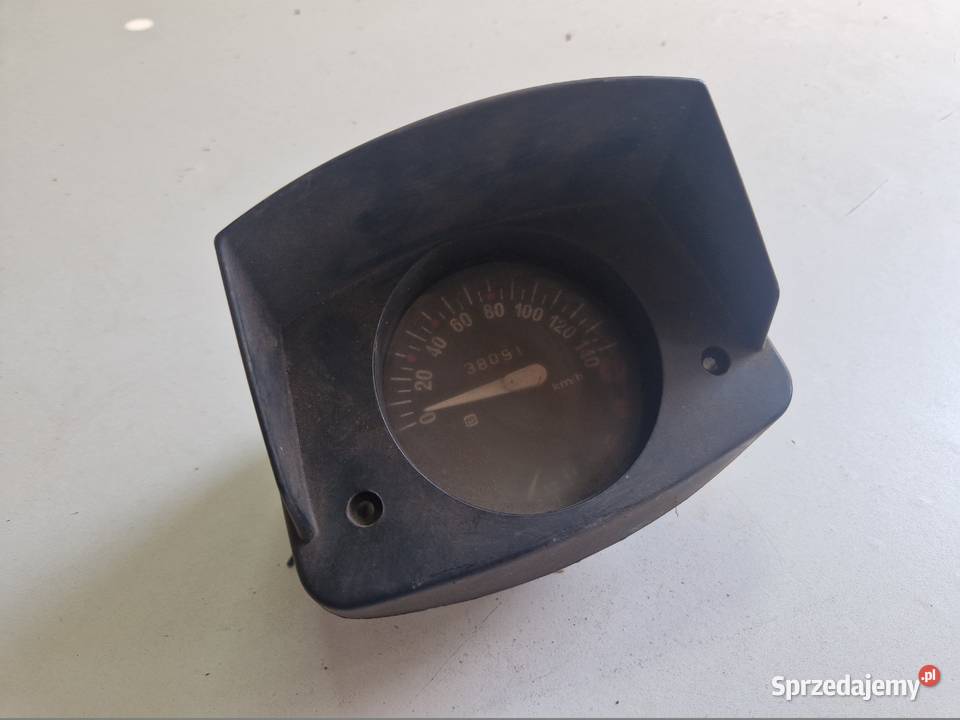 Licznik ramka daszek fiat 126p osobowe Turek