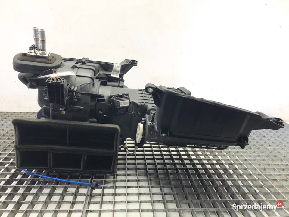 NAGRZEWNICA KOMBAJN TOYOTA AYGO II 87010YV050