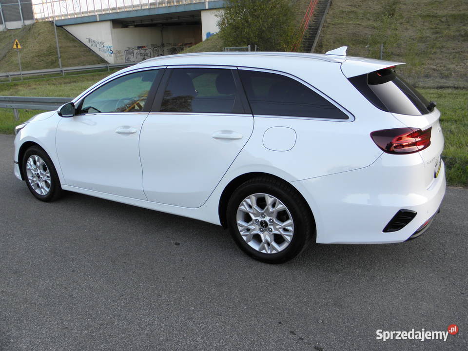 Kia Ceed 15 TGDI 160 NAVI kamera Tempomat FULL Niepołomice