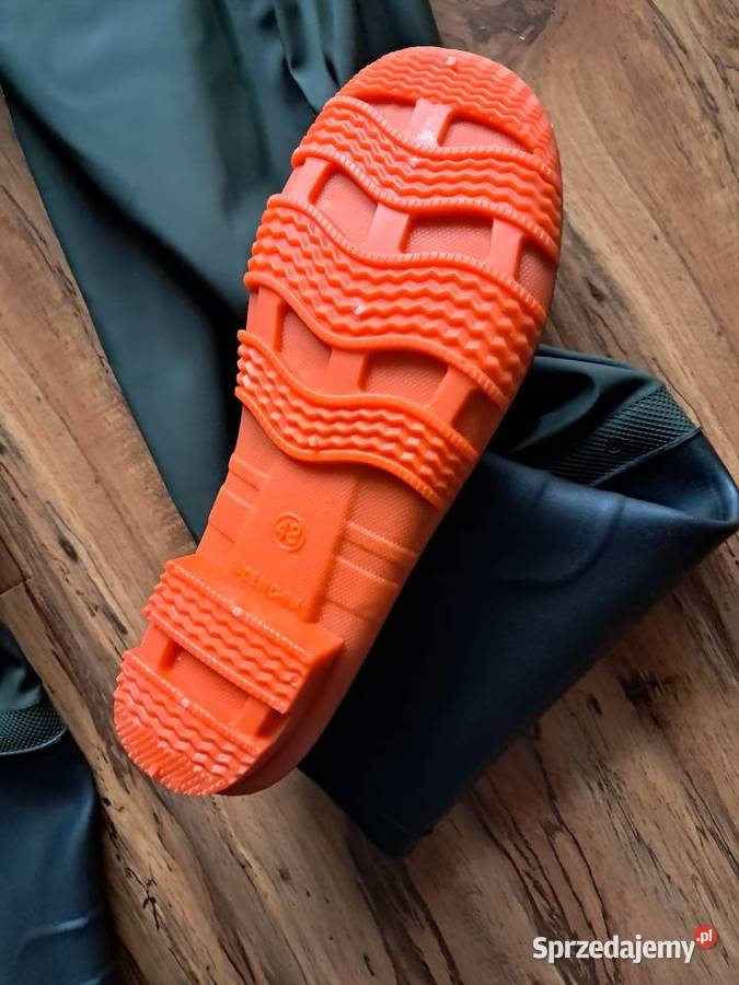 Nowe wodery rozmiar buta 43 Sandomierz