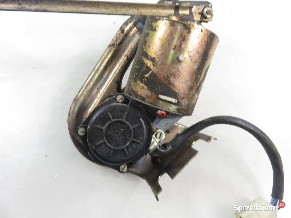 MECHANIZM WYCIERACZEK FIAT 126