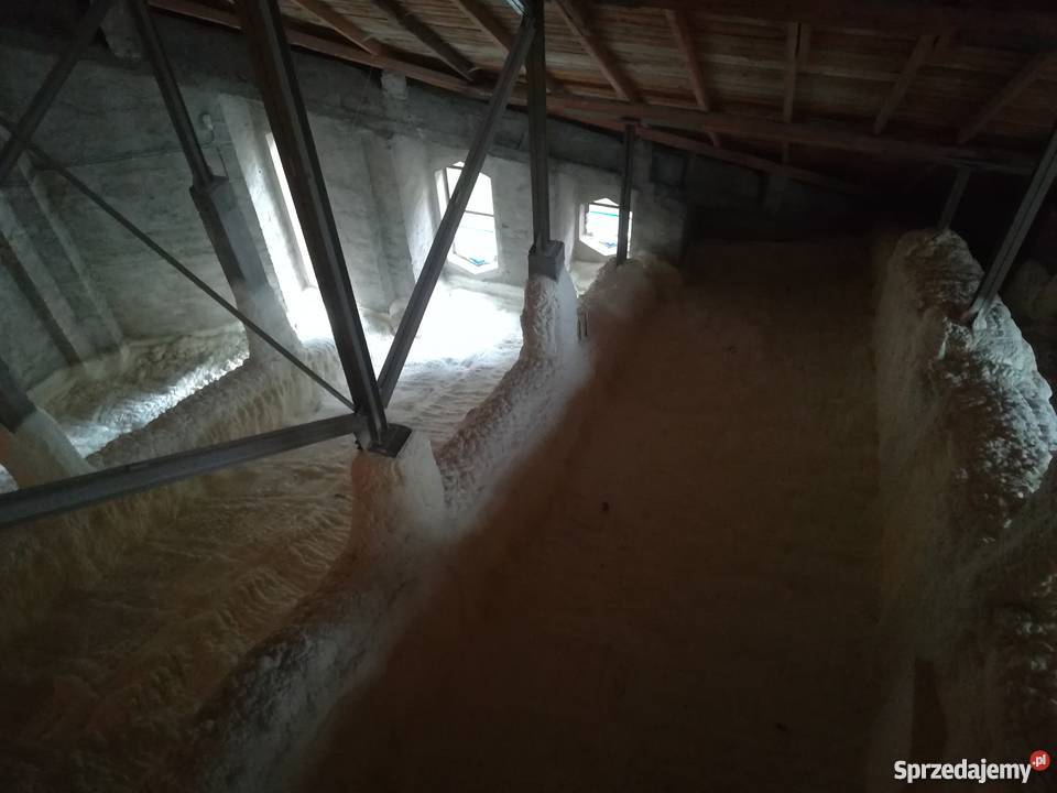 Ocieplanie poddaszy piana Przemyśl