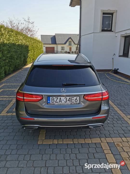 Mercedes E220 Szumowo