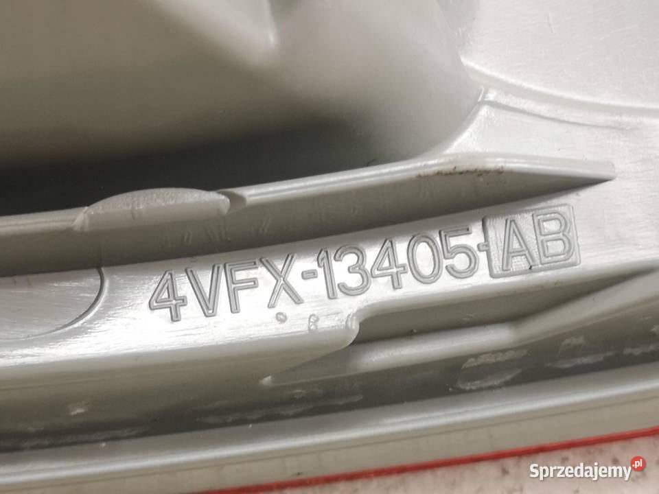 LAMPA LEWY TYŁ VW GOLF V 20032009 NOWA HELLA