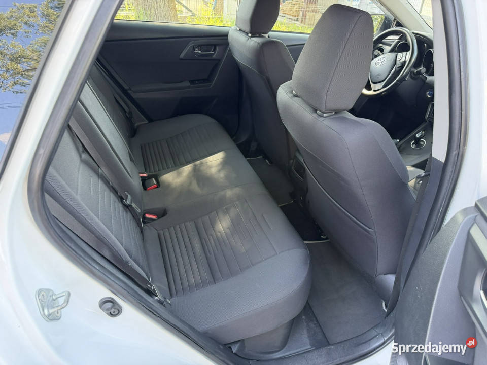 Toyota Auris 18 HSD 136 Serwisowany Kamera Ładny bluetooth Otwock Mały