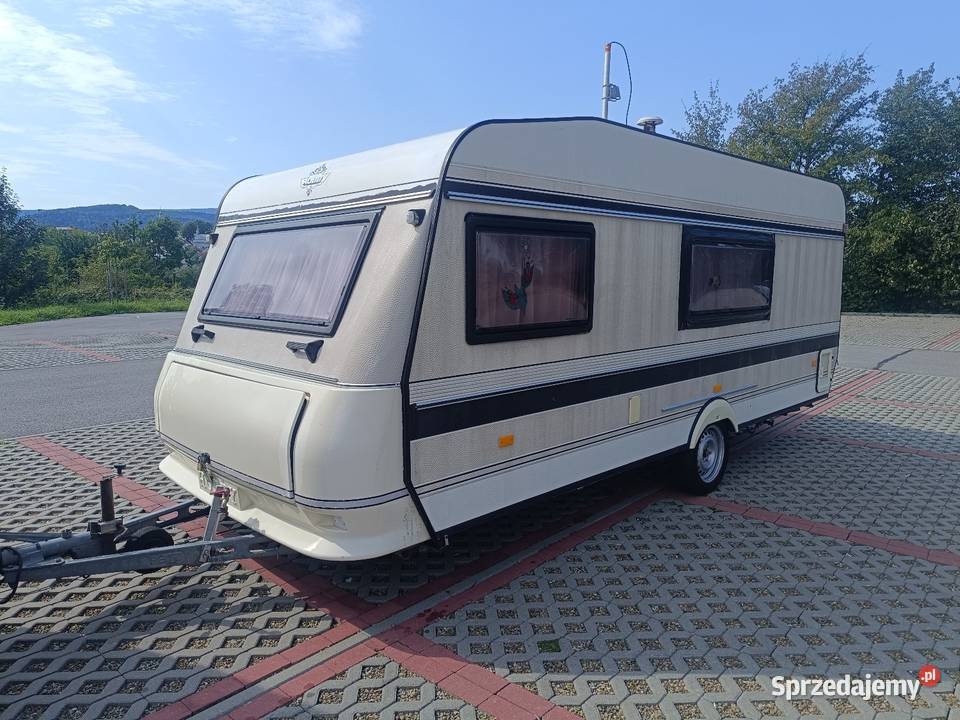 Przyczepa kempingowa hobby prestige 520