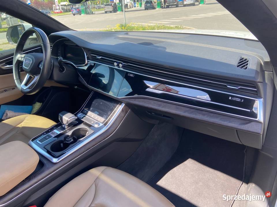 Audi Q8 55 TFSI quattro tiptronic