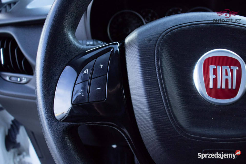 Fiat Doblo R E Z E R W A C J A Warszawa