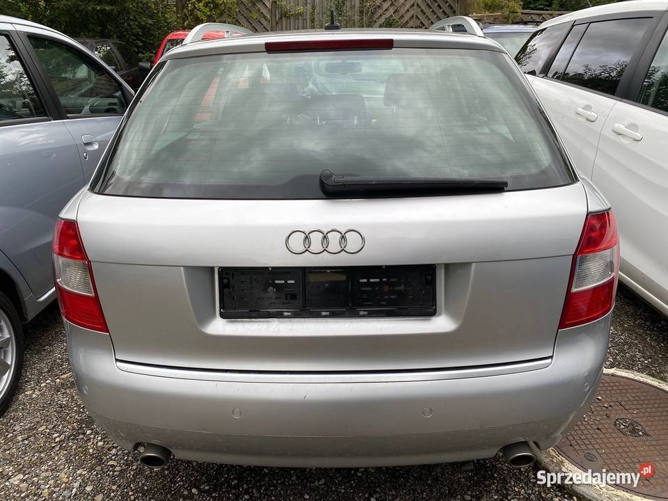 LY7W Audi A4 B6 avant zderzak tył na 2 rury Szczerbice sprzedam