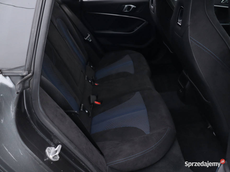 BMW 2 Gran Coupe 218i Gran Coup centralny zamek Bielany Wrocławskie