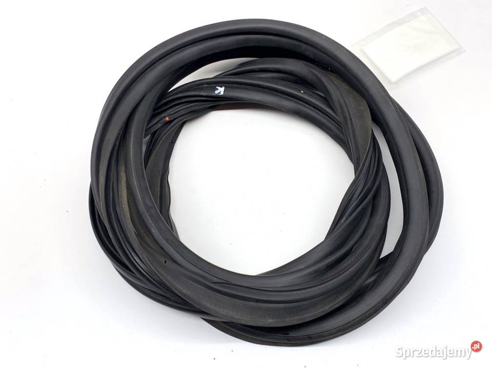 USZCZELKA KLAPY BAGAŻNIKA KIA SPORTAGE IV SUV Uszczelki