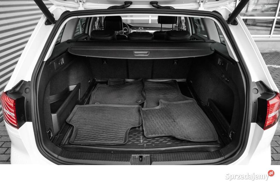 Vw passat b8 kombi 3g9 roleta bagażnika czarna łódzkie Łódź